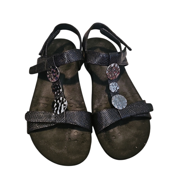 Vionic FARRA lizard Sz 11 Black Sandals With Silver Metallic - Picture 3 of 5